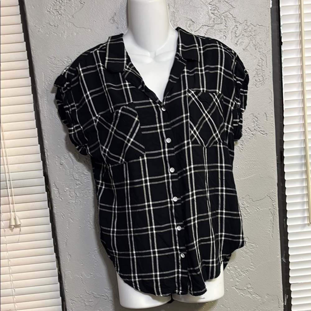 Black and White Plaid Button-Up Shirt